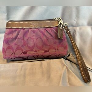 Coach Signature C Wristlet